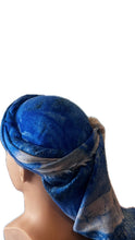 Load image into Gallery viewer, Danat Cashmere Shawl

